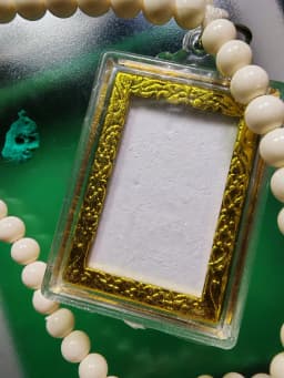 Phra Luang Ta Maa Over Brahma Amulet with Plastic Bead Rosary from Wat Tham Mueang Na, Lampang — รูปที่ 5