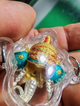 Ganesha Head Amulet Full Head Miracle Wealthy Edition Wat Suwannachedi B.E. 2563 Brass with Royal Blue Enamel Green Face — รูปที่ 6