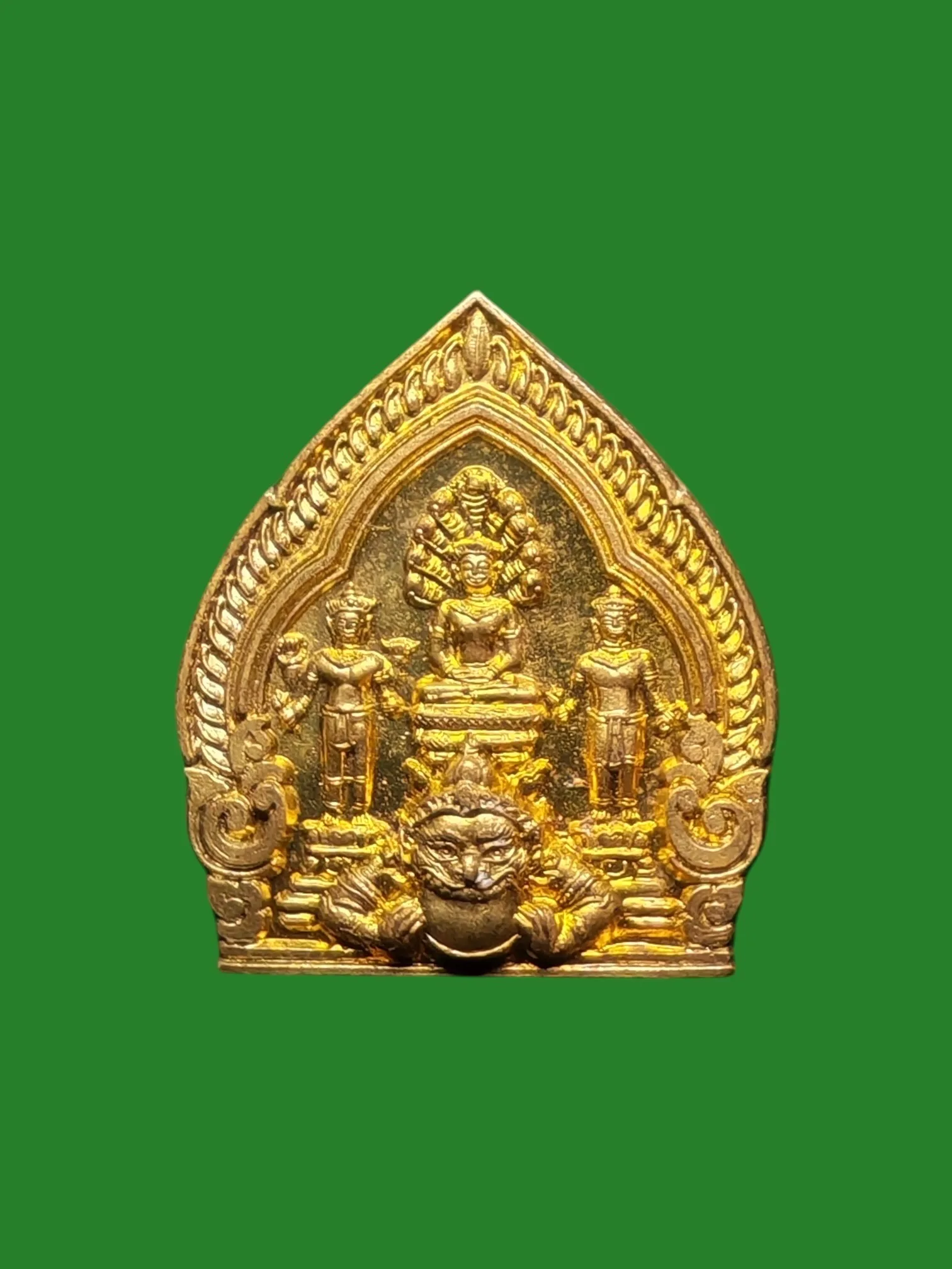Phra Naka Prok Suriyanchandara with Phra Phikhanesop Reverse by Luang Pho Thongchai, Wat Trimit B.E. 2549 Small Amulet