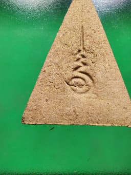 Phra Nang Phaya Luang Pu Muean Wat Kamphaeng Chonburi B.E. 2522 Sai Kesa Mixed Wan Earthen — รูปที่ 4