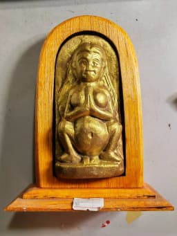 :Mae Nang Pim Powder Amulet, Luang Pho Arp, Wat Thong Thai, Nakhon Pathom, B.E. 2551, with Wooden Altar Stand — รูปที่ 5