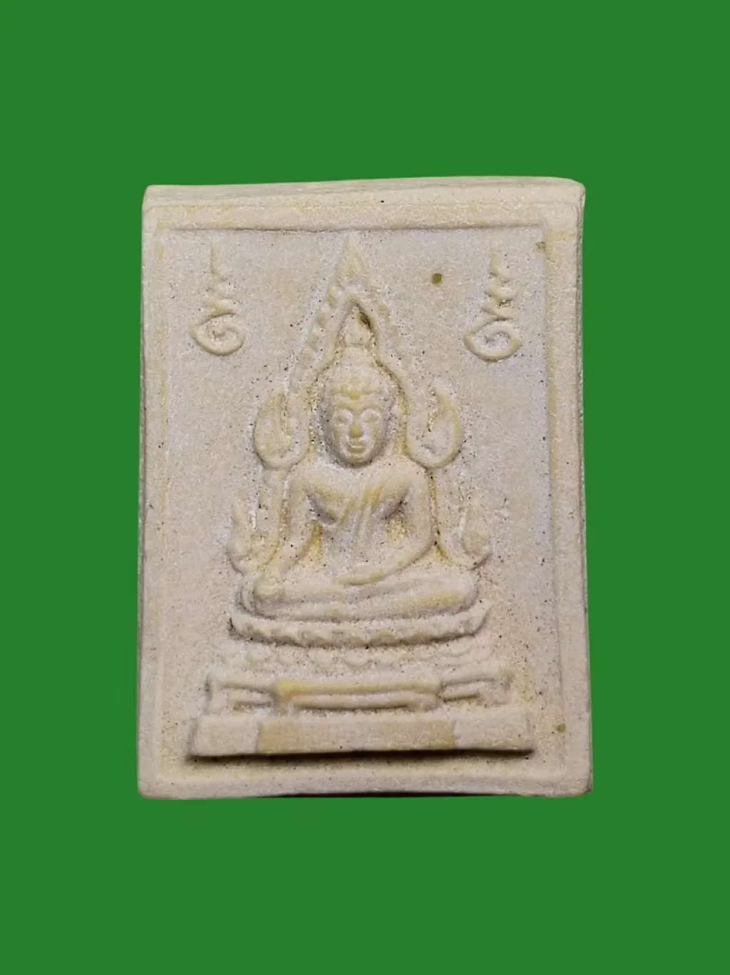 Phra Kham Khao Luang Pho Rishi Ling Dam Wat Tha Sung Batch 2 Year 2532