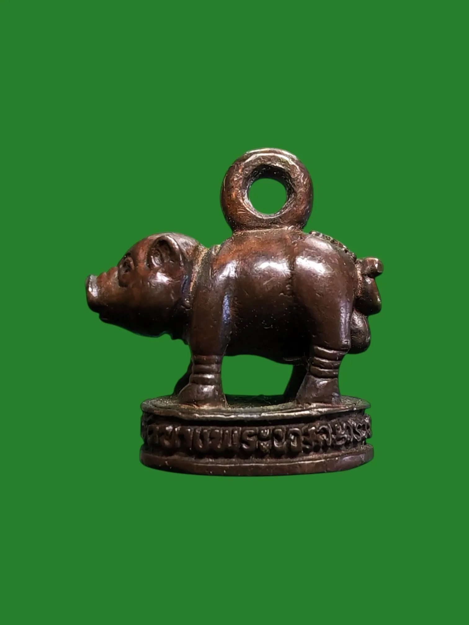 {Moo Maha Lap First Edition Amulet — Luang Pho Pern, Wat Bang Phra, Nakhon Pathom, B.E. 2534, Clay Amulet