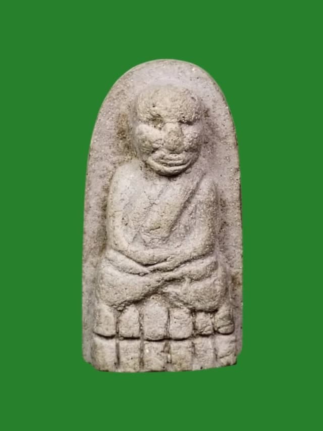 Luang Pu Tuat Pim Phra Rod Five Kings B.E. 2542 White Powder Blessed by Luang Pu Mun
