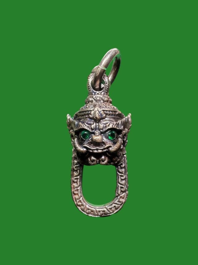 Takroh Pendant with Thao Wessuwanna Head Design, 92% Silver, 8 Grams, Large