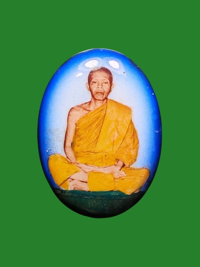 Luang Pho Koon Metta Baramee Locket Amulet, Wat Baan Rai B.E. 2536, Gold Takrut in Arm, 499 Pieces