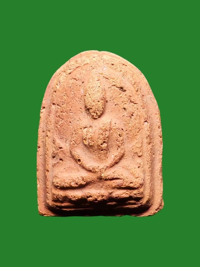 Lem Mue Hand-Pressed Earthenware Amulet B.E. 2474 by Luang Pho Mue, Wat Chakravadi Rajawas